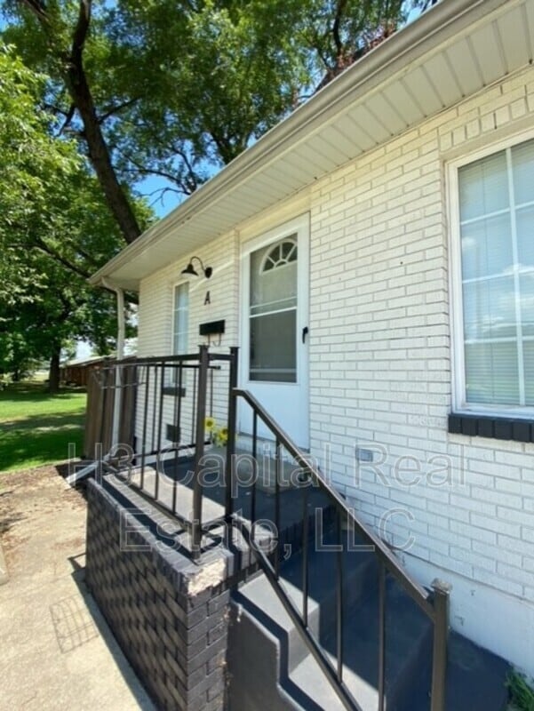 Building Photo - 4900 Maryville Rd Unit A Rental