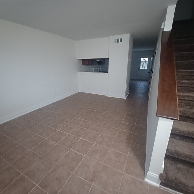 Photo - 8897 Richmond Dr