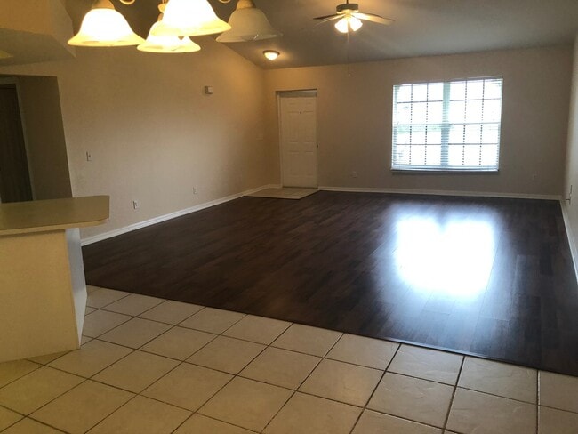 Photo - 2805 NW 5th Pl