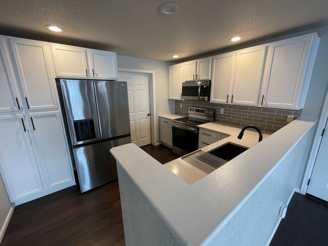 Photo - 2113 S Fulton Cir