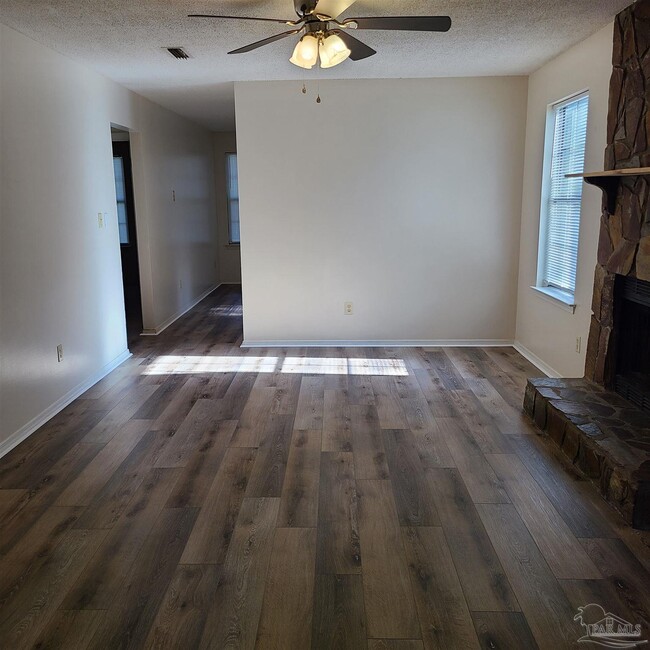 Photo - 7804 Deborah Dr