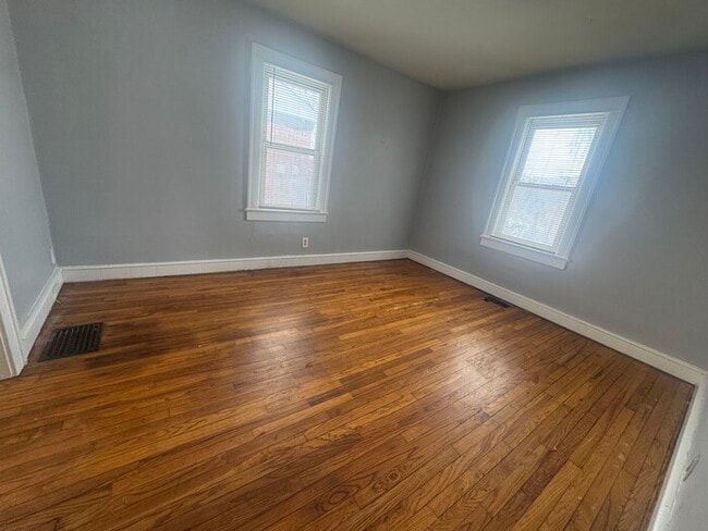 Photo - South Broad Ripple 2 Bed with Garage