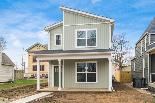 Photo - 43 Wisconsin Ave