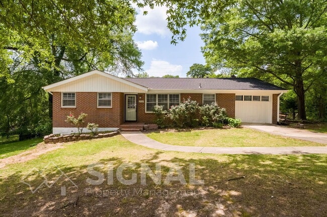 Building Photo - 1288 Hiawatha Dr NE Rental