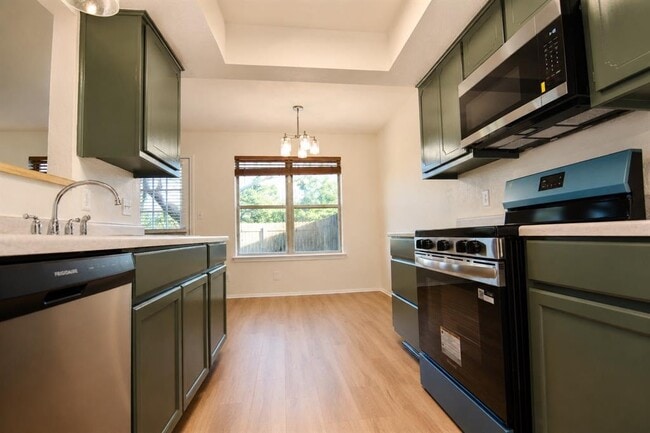Photo - 8807 Springmail Cir