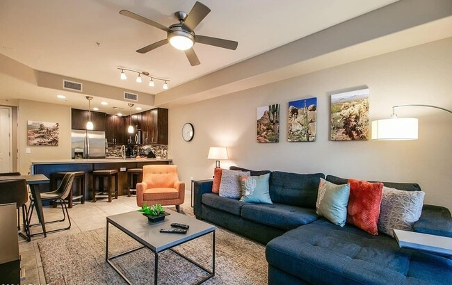 Building Photo - 5450 E Deer Valley Dr