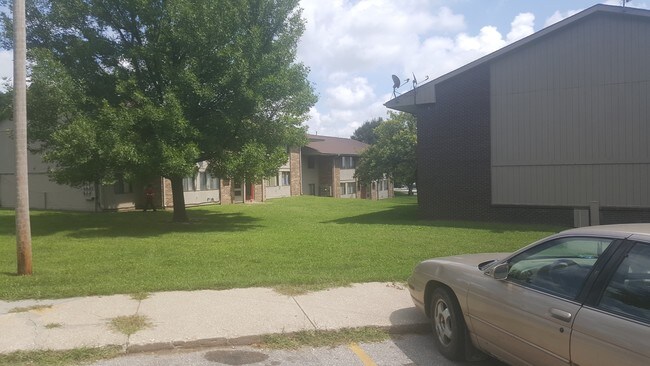 Photo - Perry Pointe Place