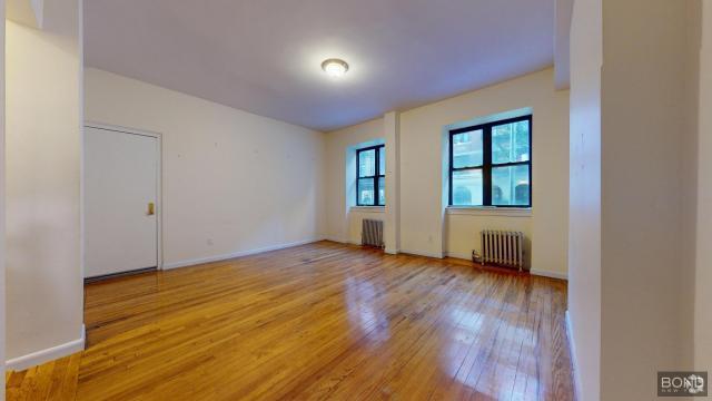 Building Photo - 1 bedroom in Manhattan NY 10023 Unit 1B Rental