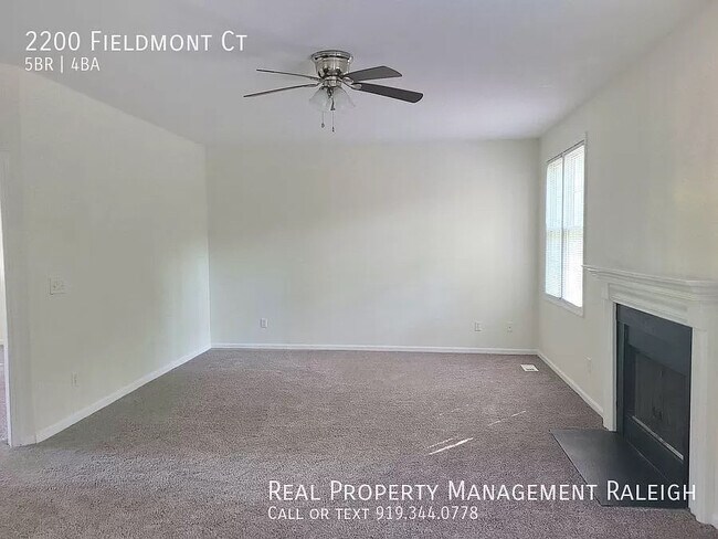 Room in House on Fieldmont Ct