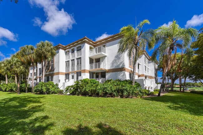 Photo - 7369 Orangewood Ln Unidad 301