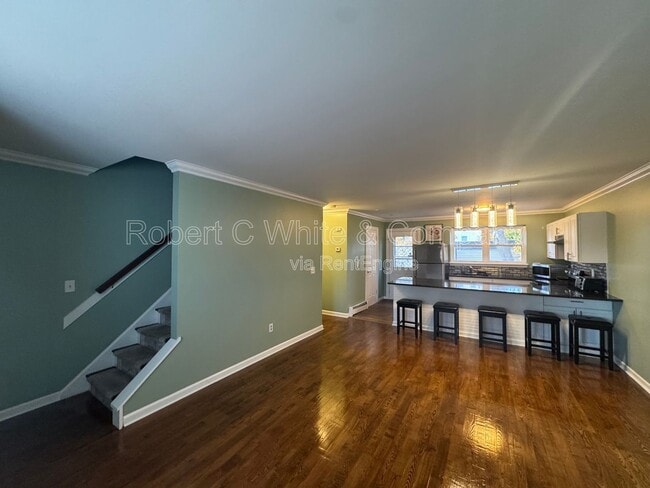 Photo - 389 Lombard St Unit 2