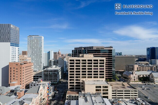 Photo - 501 Brazos St Unidad FL19-ID229