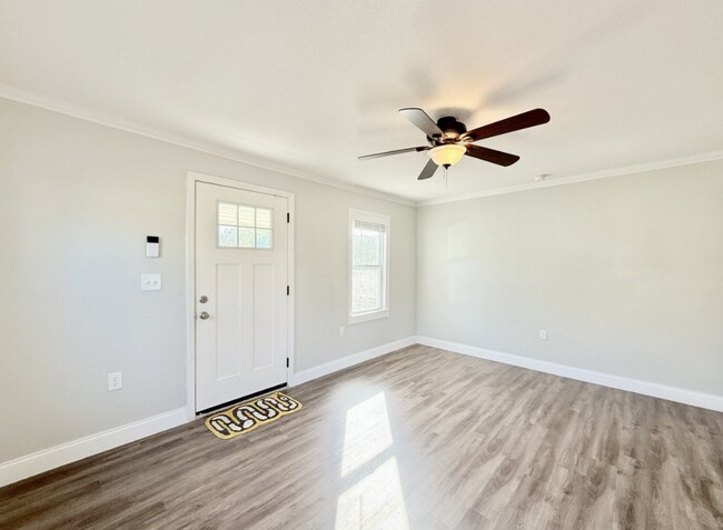 Photo - 2845 17th Ave N