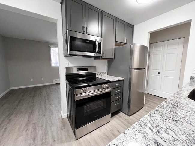 Photo - Sheraton Place Apartments