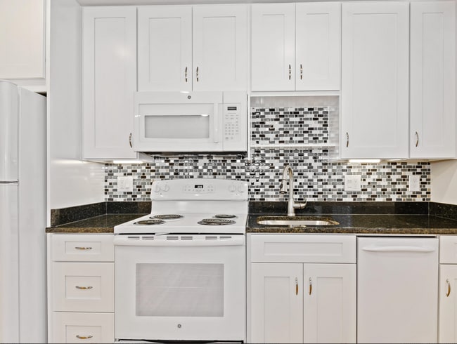 535 16th St NE Unidad #3