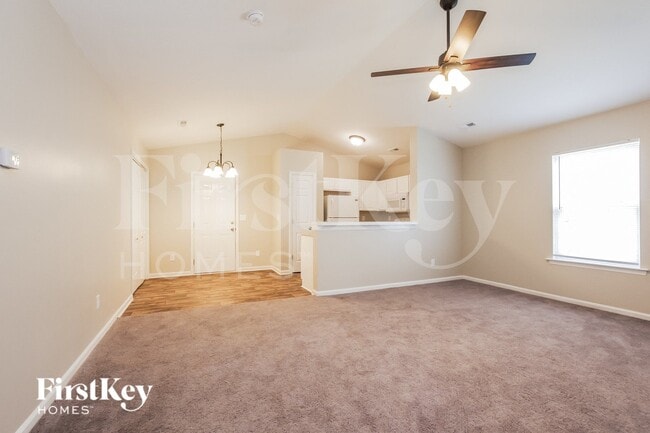 Photo - 5823 Hamilton Oaks Dr