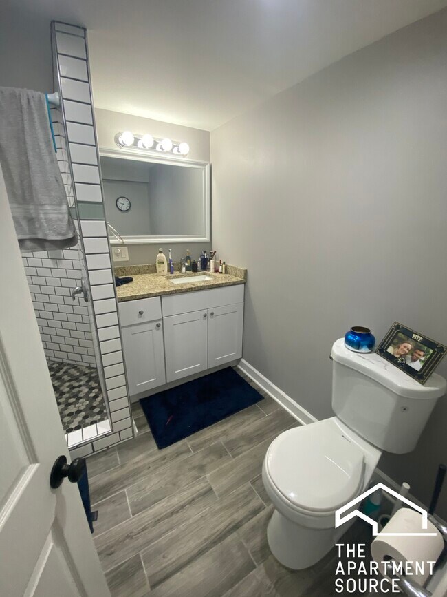 Photo - 2118 N Avers Ave Unit G