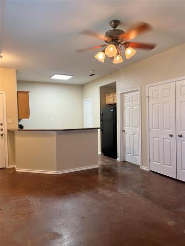 Photo - 122 Sunburst Ct