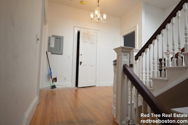 Photo - 1726 Beacon St Unidad 1726