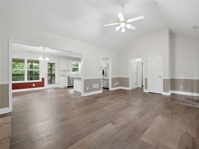 Photo - 166 Cove Hill