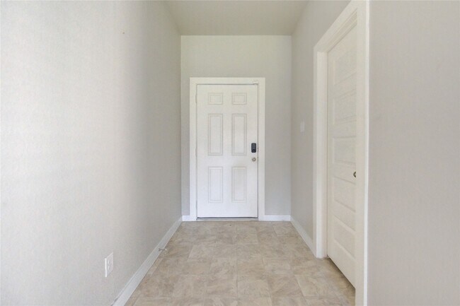 Photo - 2215 Emerald Diamond Ct