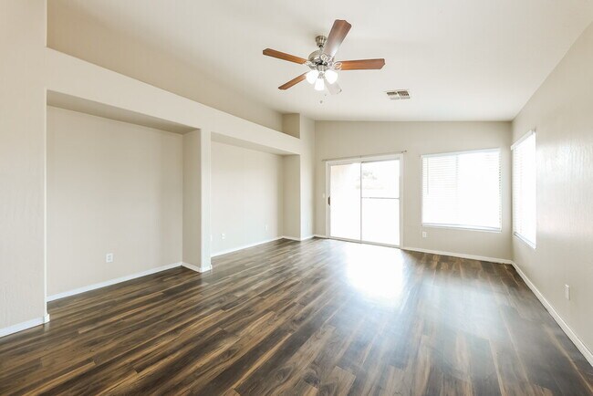 Photo - 14601 N 154th Ave
