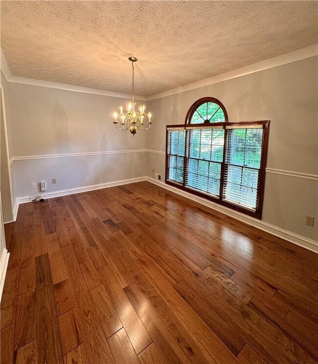 Photo - 910 Thousand Oaks Dr