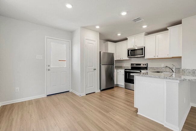 Photo - 8210 Burnt Orchid Dr