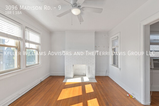 3096 Madison Rd Unit 9
