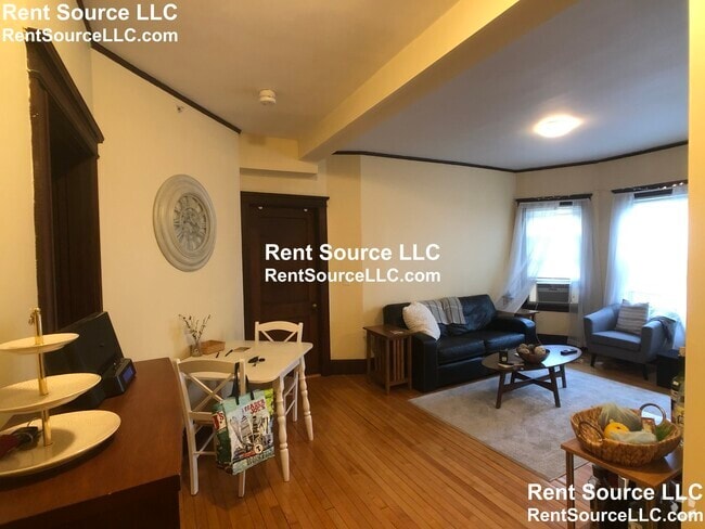Building Photo - 158 Magazine St Rental