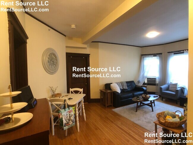 Building Photo - 154 Magazine St Unit 21