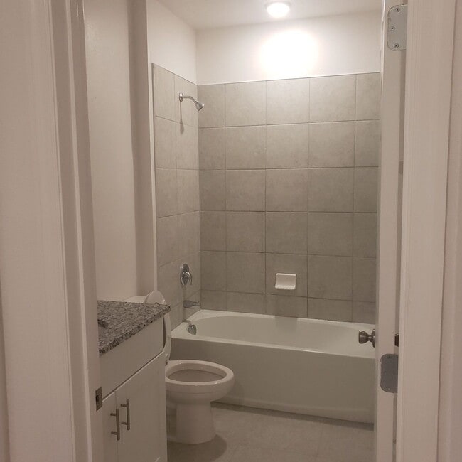 Photo - Like new spacious Townhome in Wesley Chapel! 3bedrooms/2.5 bathrooms/2 car garage