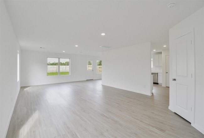 Photo - 18566 Cepagatti Dr