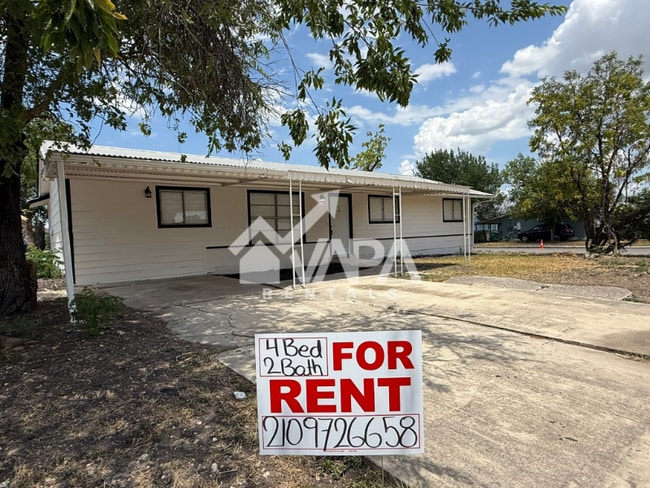 Building Photo - 315 Jamaica Dr Rental