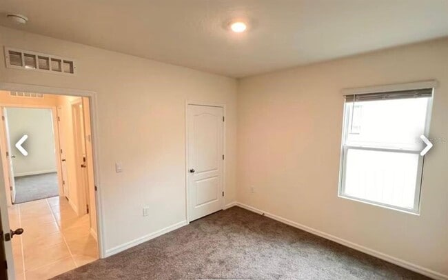 Photo - 2073 Doe Run Dr