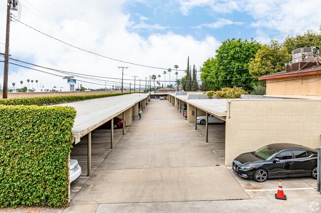 Vista Valle Townhomes
