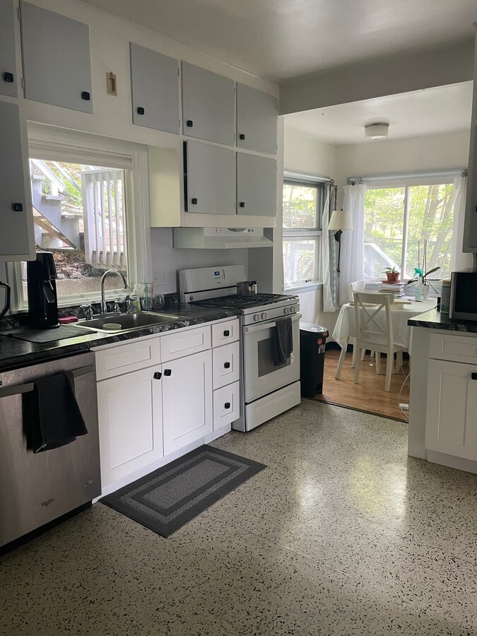 Photo - 111 E Spencer St Unit 1