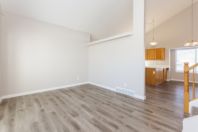 Photo - 7332 S Jasper Hill Dr