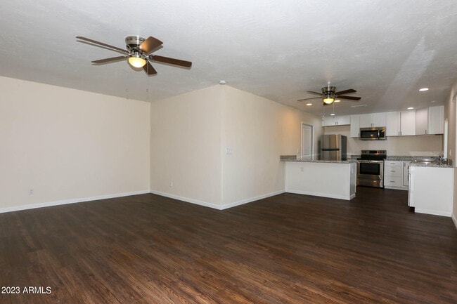 Photo - 6226 S Hazelton Ln