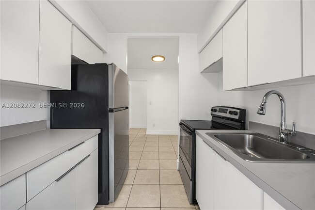 1979 N Glades Dr Unit 07