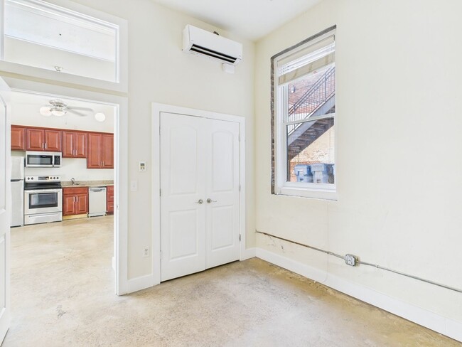 1705-1709 East Franklin Street - 1705-1709 East Franklin Street Apartment Unit 6
