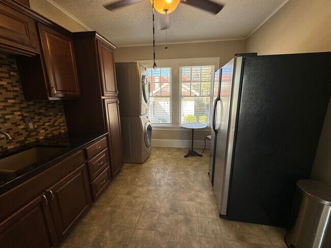 Photo - Beautifully Updated Highland Garage Apartment