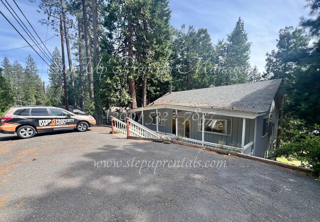 Photo - Spacious 5-Bedroom Retreat with Private Lake Access in Twain Harte!