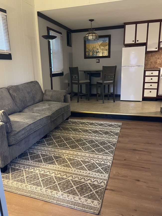 Photo - 6 S 2nd St Unit Apt 3