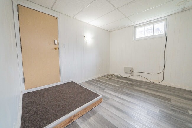 Photo - 371 Ambrose St