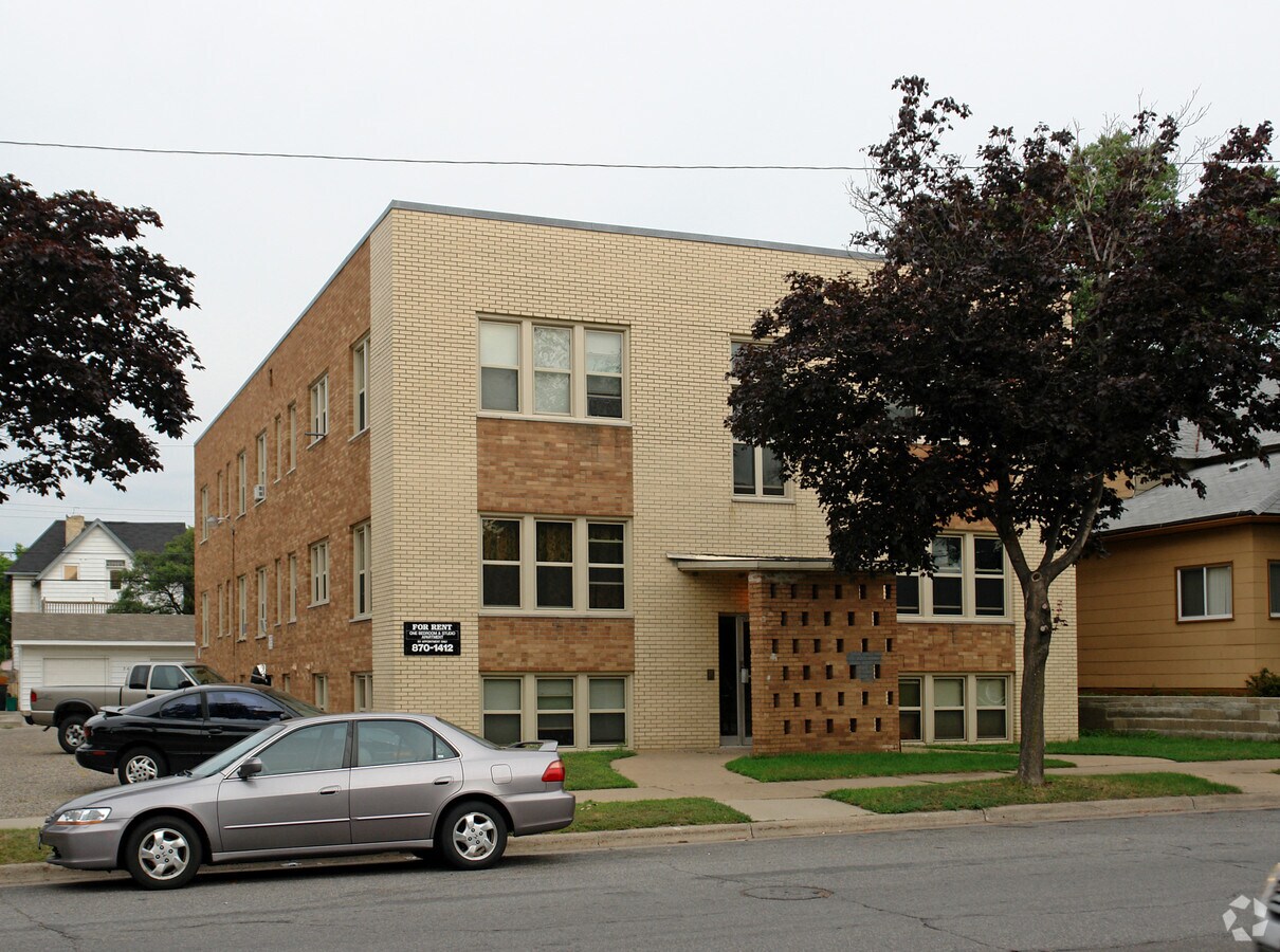 Photo - 3418 Stevens Ave S