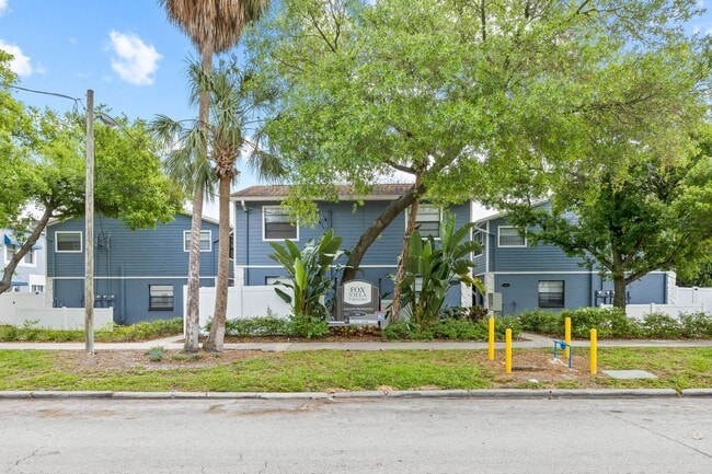 Building Photo - 5045 S Albany Ave