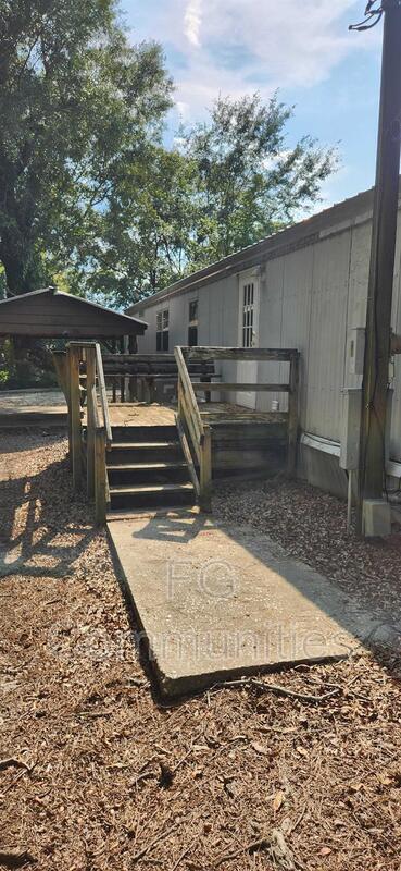 Photo - 1140 N Bryan Rd