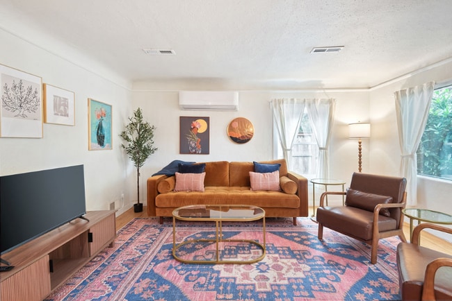 Photo - 14004 SE River Rd