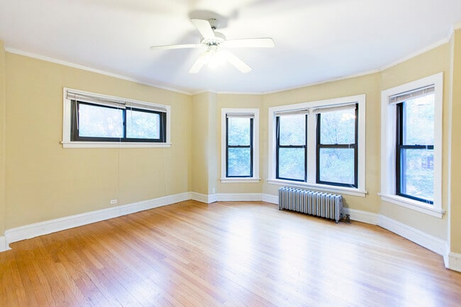 Photo - 2129 Ridge Avenue